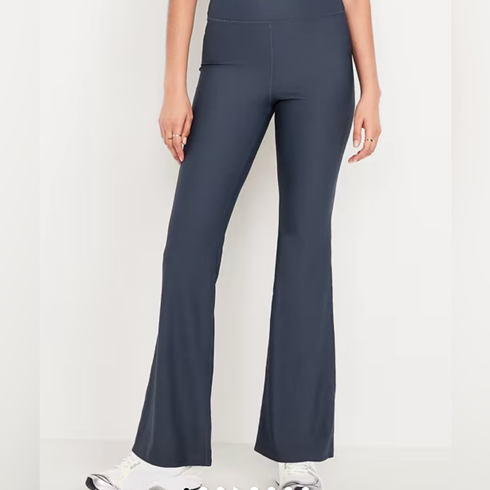 Old Navy Women's Navy Blue Flare Pants